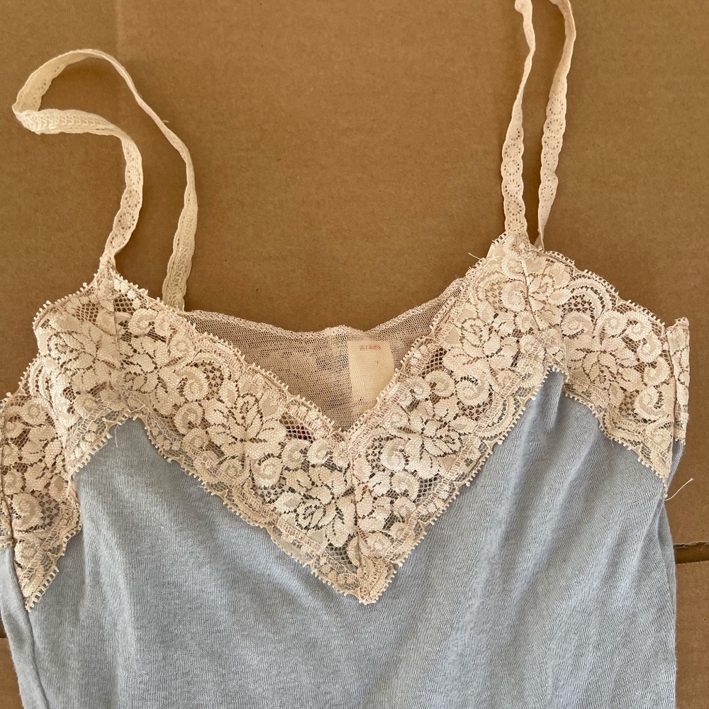 VINTAGE Hollister lace Cami Tank Top Strappy New rare cotton Y2K - Picture 6 of 8